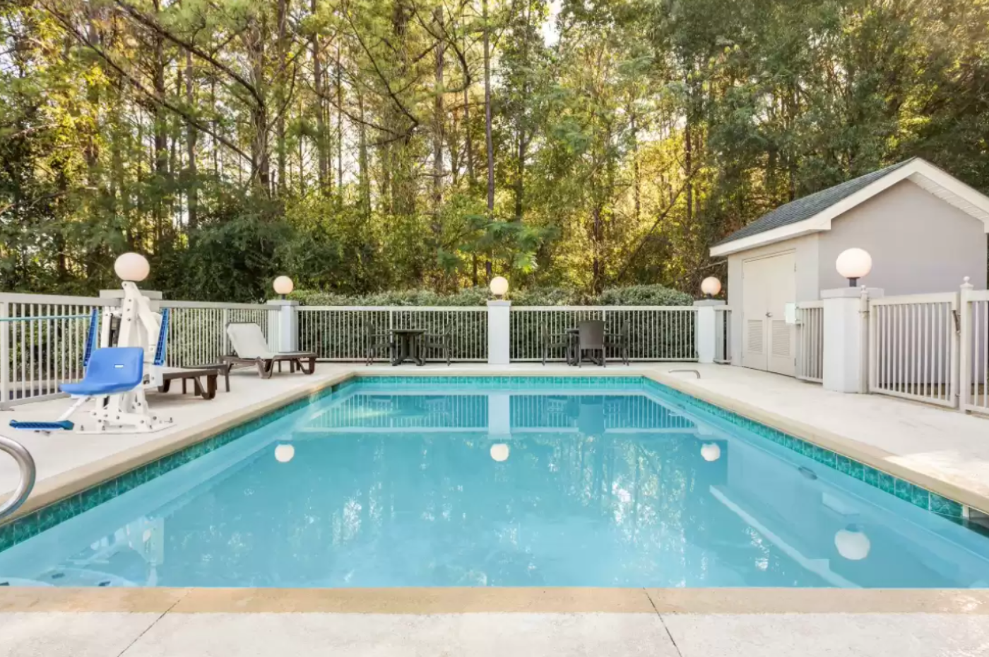 Country Inn & Suites By Radisson - Tuscaloosa, AL